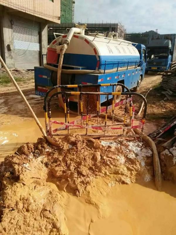 阿荣工地淤泥清淤