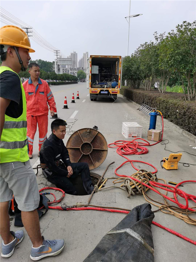 阿荣翻衬法管道修复技术主要工序